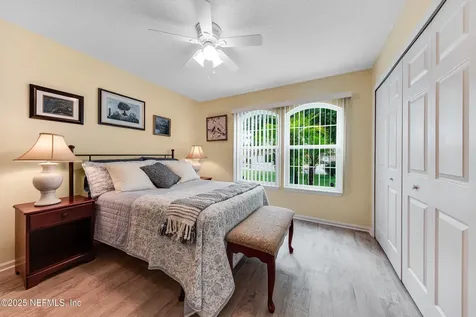 5513 Barrington Court Jacksonville FL 32244