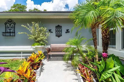 5513 Barrington Court Jacksonville FL 32244