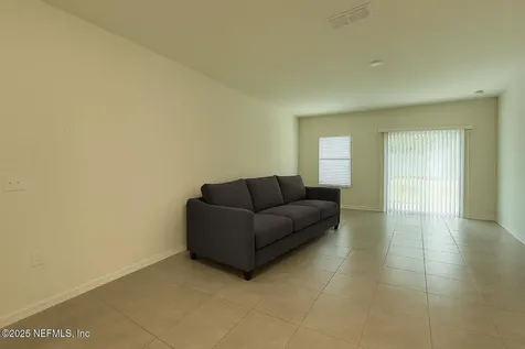 402 Aralia Lane Jacksonville FL 32216