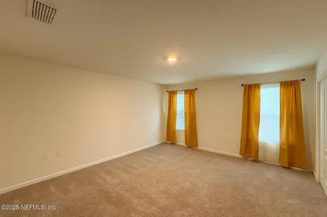 402 Aralia Lane Jacksonville FL 32216