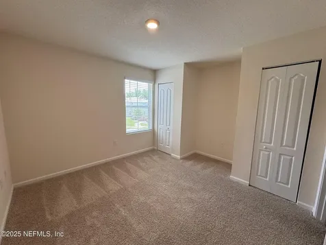 402 Aralia Lane Jacksonville FL 32216