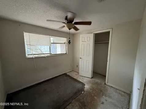 8422 Gullege Drive Jacksonville FL 32219