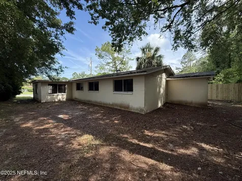 8422 Gullege Drive Jacksonville FL 32219