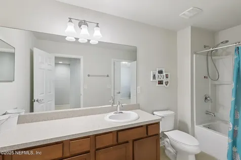 6907 Woody Vine Drive Jacksonville FL 32258