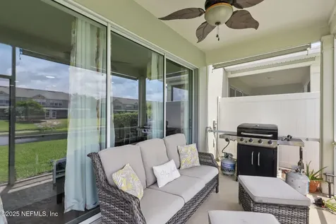 6907 Woody Vine Drive Jacksonville FL 32258