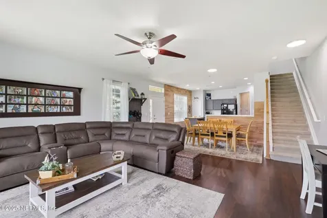 6907 Woody Vine Drive Jacksonville FL 32258