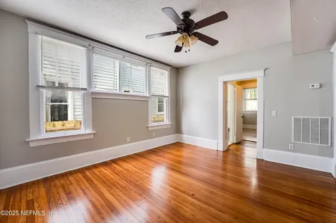 1828 N Laura Street Jacksonville FL 32206