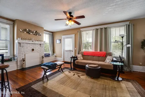 1828 N Laura Street Jacksonville FL 32206