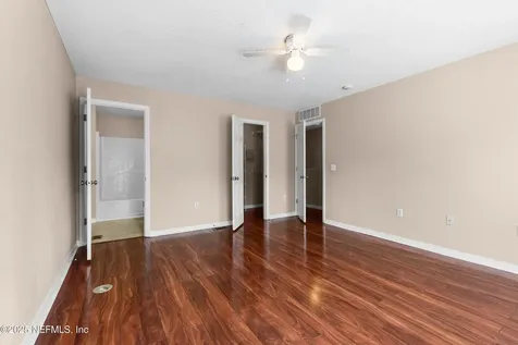 11871 Lake Bend Circle Jacksonville FL 32218