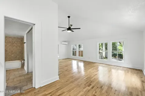 1239 Wolfe Street Jacksonville FL 32205