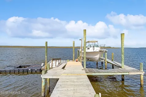 16026 Shark Road W Jacksonville FL 32226