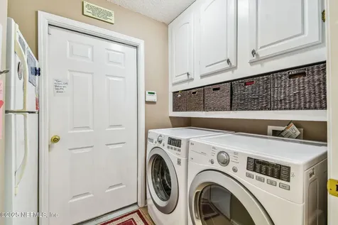 1712 Hawkins Cove Drive W Jacksonville FL 32246