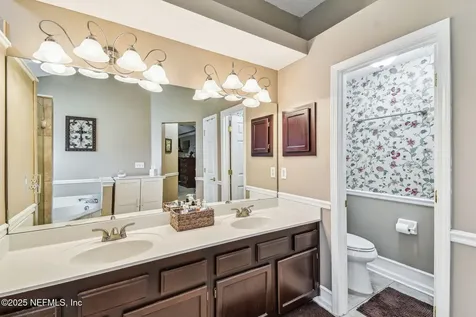1712 Hawkins Cove Drive W Jacksonville FL 32246
