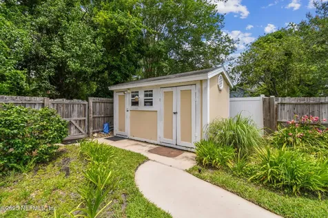 1712 Hawkins Cove Drive W Jacksonville FL 32246