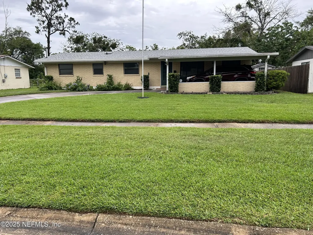 513 Clermont Avenue S Orange Park FL 32073