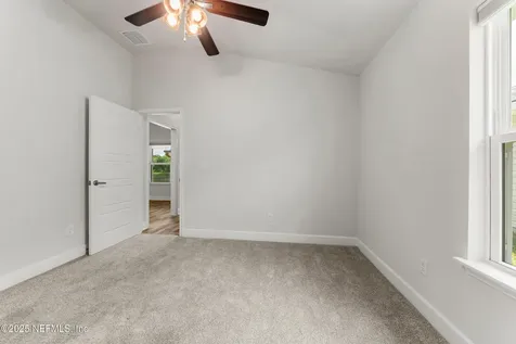 8193 Helmsley Boulevard Jacksonville FL 32219