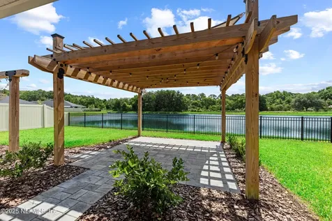 8193 Helmsley Boulevard Jacksonville FL 32219