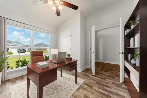 8193 Helmsley Boulevard Jacksonville FL 32219
