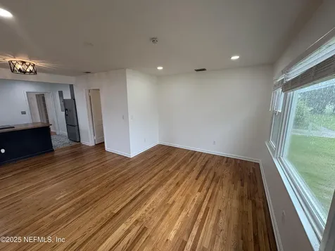 4458 Manchester Road Jacksonville FL 32210
