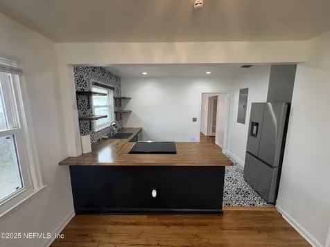 4458 Manchester Road Jacksonville FL 32210