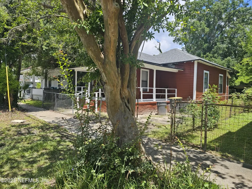 1595 W 22nd Street Jacksonville FL 32209