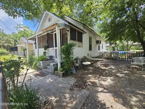 1686 W 2nd Street Jacksonville FL 32209