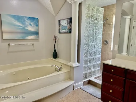 2560 Country Club Boulevard Orange Park FL 32073