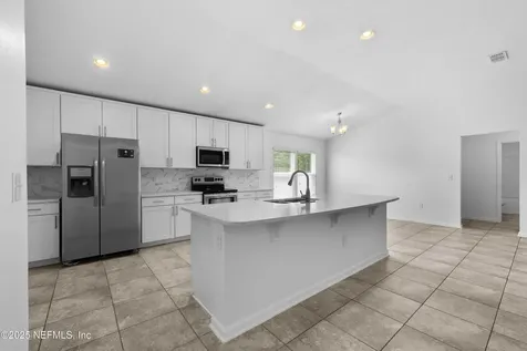 7076 Sandle Drive Jacksonville FL 32219