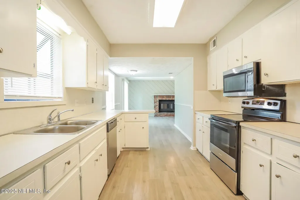 11569 W West Ride Drive Jacksonville FL 32223