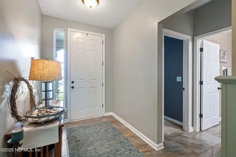 2461 Tanner Lake Court Jacksonville FL 32221