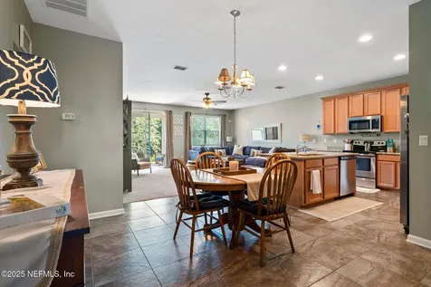 2461 Tanner Lake Court Jacksonville FL 32221