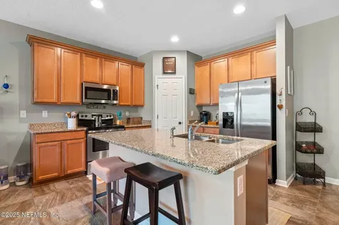 2461 Tanner Lake Court Jacksonville FL 32221
