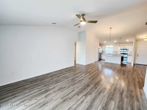 27 Farmsworth Drive Palm Coast FL 32137