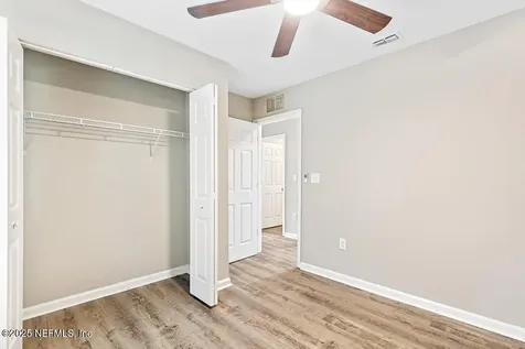 5522 Paris Avenue Jacksonville FL 32209