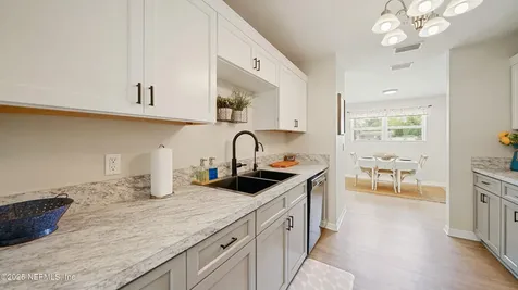 10792 Hawaii Drive S Jacksonville FL 32246