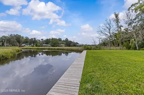6730 Strawberry Lane Jacksonville FL 32211