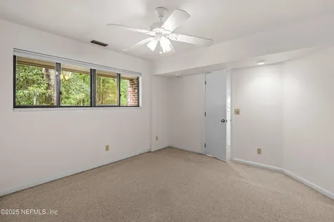 6730 Strawberry Lane Jacksonville FL 32211