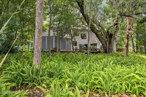 6730 Strawberry Lane Jacksonville FL 32211