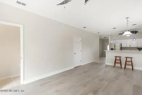 66 W 14th Street Atlantic Beach FL 32233
