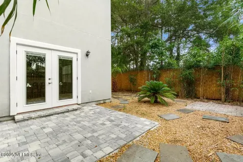 66 W 14th Street Atlantic Beach FL 32233