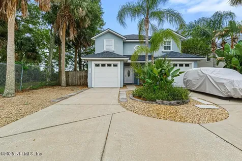 66 W 14th Street Atlantic Beach FL 32233