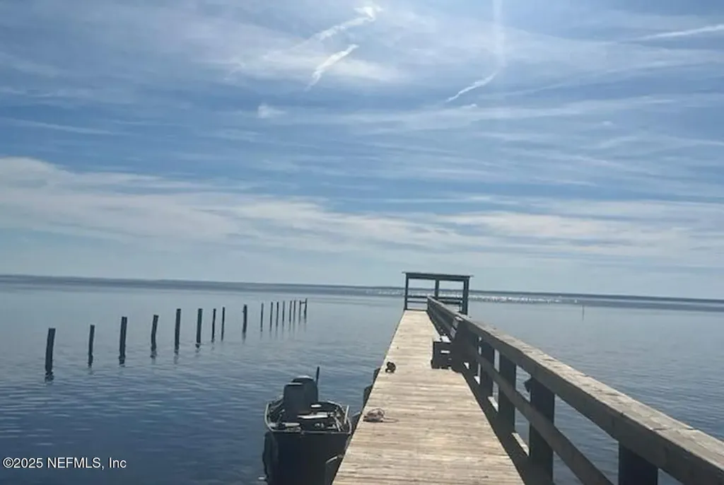 323 Carteret Road Georgetown FL 32139