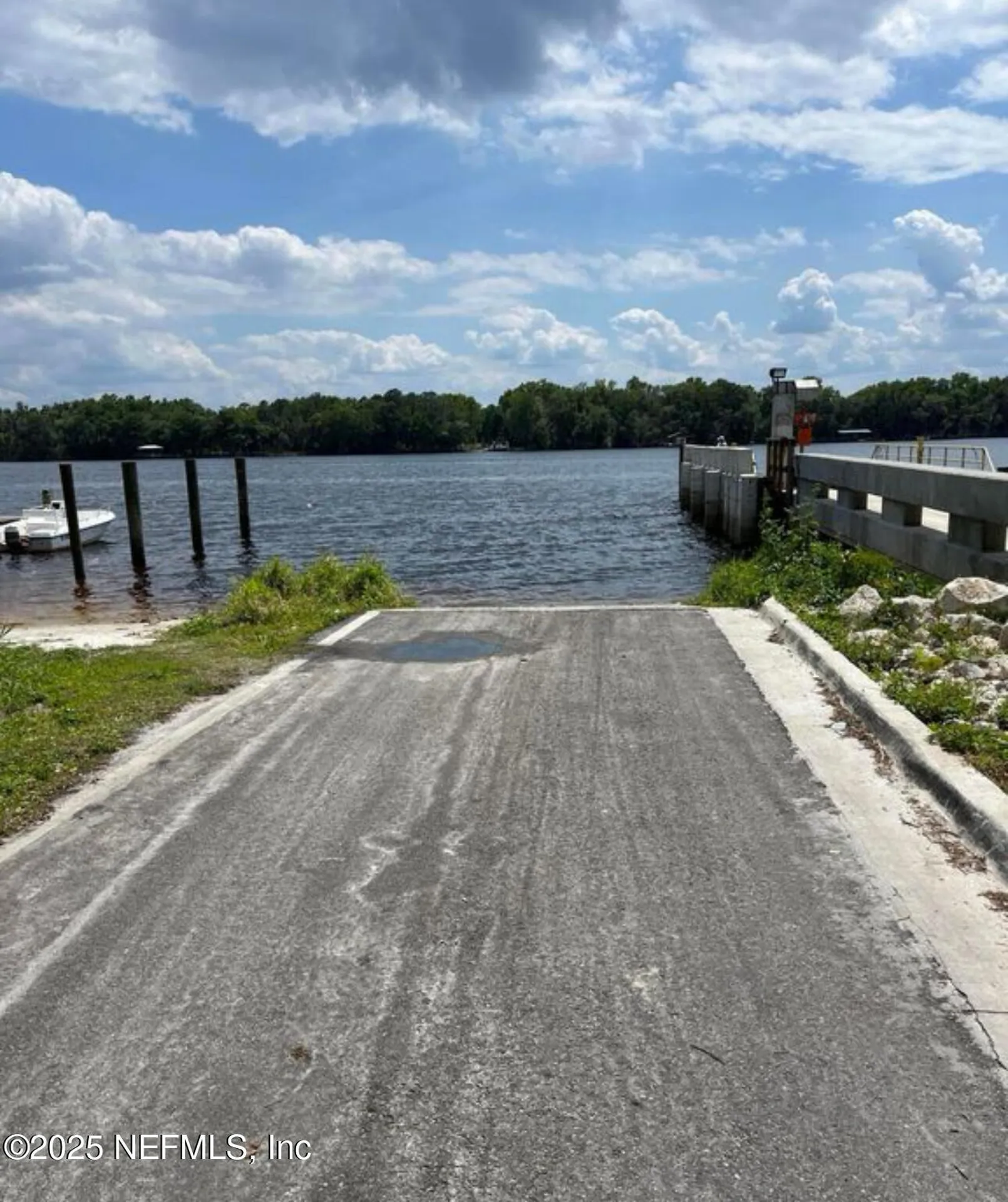 323 Carteret Road Georgetown FL 32139