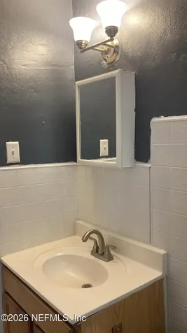 1162 W 13th Street Jacksonville FL 32209