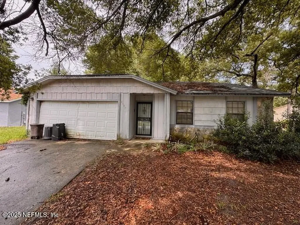 3537 Raymur Villa Drive Jacksonville FL 32277