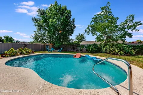 8602 Rockland Drive Jacksonville FL 32221