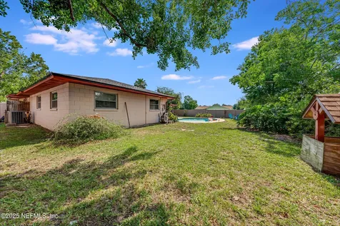 8602 Rockland Drive Jacksonville FL 32221