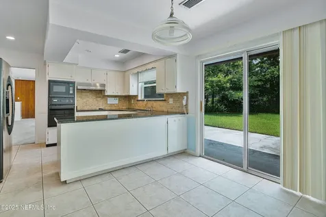 2733 Alvarado Avenue Jacksonville FL 32217