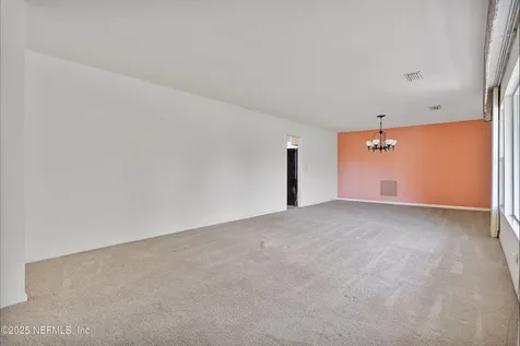 2733 Alvarado Avenue Jacksonville FL 32217