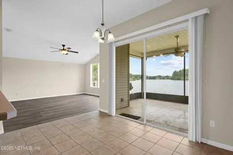 9236 Prosperity Lake Drive Jacksonville FL 32244